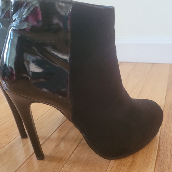 Bakers two-tone high heel booties - Picture 3 of 6